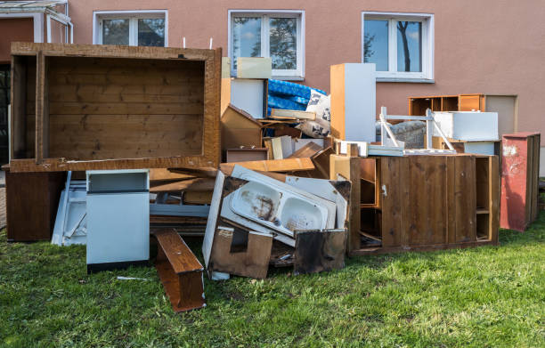 Best Trash Removal Near Me  in Flora, MS